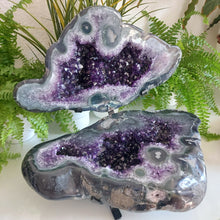 Lade das Bild in den Galerie-Viewer, XXL Statement Piece Amethyst Schale (Extra Qualität)