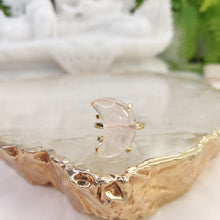 Lade das Bild in den Galerie-Viewer, Ring Rosenquarz Mond Gold