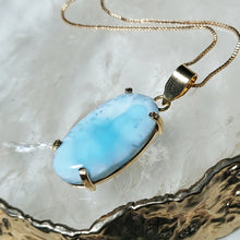 Lade das Bild in den Galerie-Viewer, AAA High Quality Kettenanhänger Larimar Gold