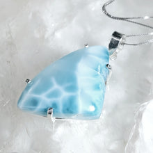 Lade das Bild in den Galerie-Viewer, B Ware XL Kettenanhänger Larimar Silber