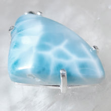 Lade das Bild in den Galerie-Viewer, B Ware XL Kettenanhänger Larimar Silber