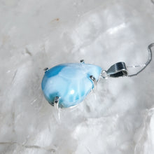 Lade das Bild in den Galerie-Viewer, AAA High Quality Kettenanhänger Larimar Silber