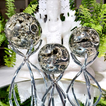 Lade das Bild in den Galerie-Viewer, Kugelstand Variation silber