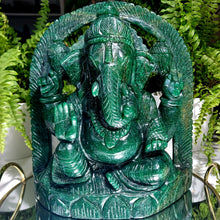 Lade das Bild in den Galerie-Viewer, XL Aventurin Ganesha - Der Gott des Erfolgs & Glücks