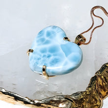 Lade das Bild in den Galerie-Viewer, AAA High Quality Kettenanhänger Larimar Herz Gold