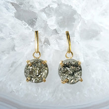 Lade das Bild in den Galerie-Viewer, Ohrringe Pyrit Rund Gold