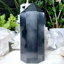 Lade das Bild in den Galerie-Viewer, XL Schungit Turm