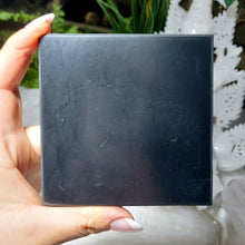 Lade das Bild in den Galerie-Viewer, Schungit Platte Eckig