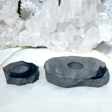 Lade das Bild in den Galerie-Viewer, Schungit Kugelhalter