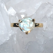 Lade das Bild in den Galerie-Viewer, Ring Regenbogen Mondstein Rose Gold (Ringgr. 52-56)