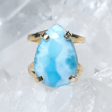Lade das Bild in den Galerie-Viewer, Ring Larimar Tropfen Gold (Ringgr. 53-65)