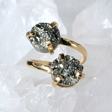 Lade das Bild in den Galerie-Viewer, Zwillingsring Pyrit Gold (Ringgr. 54-56)