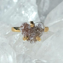 Lade das Bild in den Galerie-Viewer, Ring Druzy Herz Gold (Ringgr. 52-54)