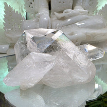 Lade das Bild in den Galerie-Viewer, Bergkristall Stufe