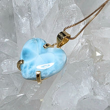 Lade das Bild in den Galerie-Viewer, High Quality Kettenanhänger Larimar Gold