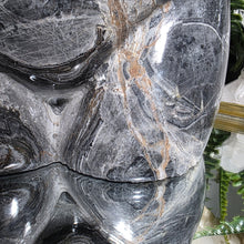 Lade das Bild in den Galerie-Viewer, Woman Body Carving