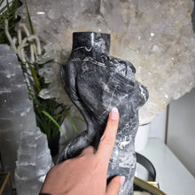 Lade das Bild in den Galerie-Viewer, Woman Body Carving