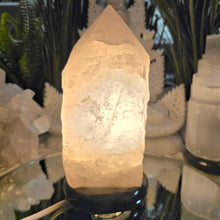Lade das Bild in den Galerie-Viewer, Kristall-Lampe Rosenquarz