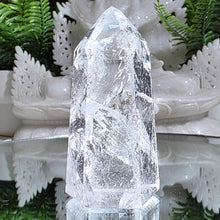 Lade das Bild in den Galerie-Viewer, Bergkristall Turm