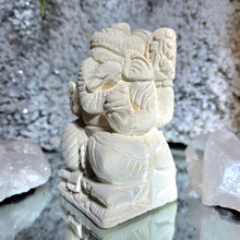 Lade das Bild in den Galerie-Viewer, Kalkstein Ganesha (handgefertigt) - Der Gott des Erfolgs & Glücks