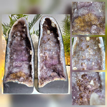 Lade das Bild in den Galerie-Viewer, XL Gold & Lila Rarität Flower Amethyst Kathedralen Paar mit Calcit