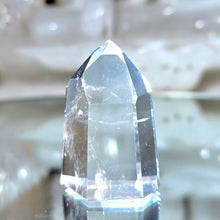 Lade das Bild in den Galerie-Viewer, Bergkristall Turm