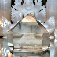 Lade das Bild in den Galerie-Viewer, Rauchquarz Turm