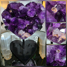 Lade das Bild in den Galerie-Viewer, Amethyst Herz auf Stand