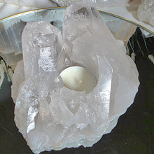 Lade das Bild in den Galerie-Viewer, Bergkristall Teelichthalter