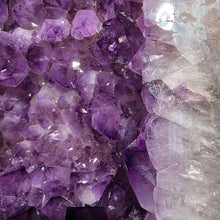 Lade das Bild in den Galerie-Viewer, XL Amethyst Kathedrale poliert