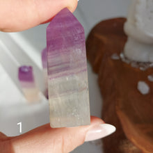 Lade das Bild in den Galerie-Viewer, Pink Fluorit Obelisk Variation