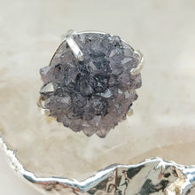 Lade das Bild in den Galerie-Viewer, Ring Amethyst Cluster