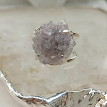 Lade das Bild in den Galerie-Viewer, Ring Amethyst Cluster