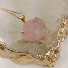 Lade das Bild in den Galerie-Viewer, Kettenanhänger Pink Amethyst Gold