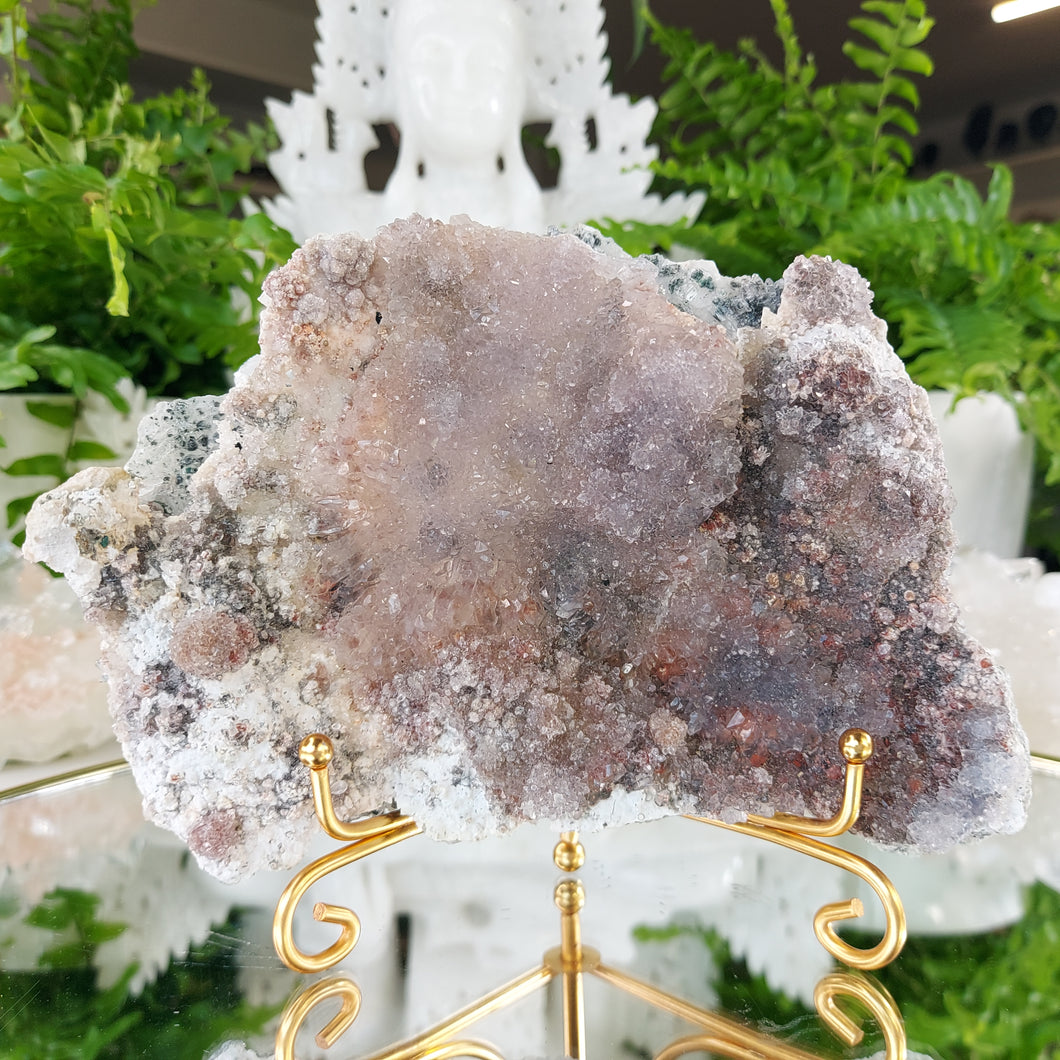 Zeolith Cluster mit Stand