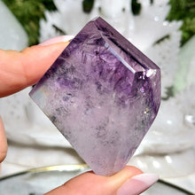 Lade das Bild in den Galerie-Viewer, Amethyst Freeform mit Phantomen
