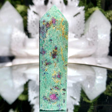 Lade das Bild in den Galerie-Viewer, Rubin Fuchsit Turm
