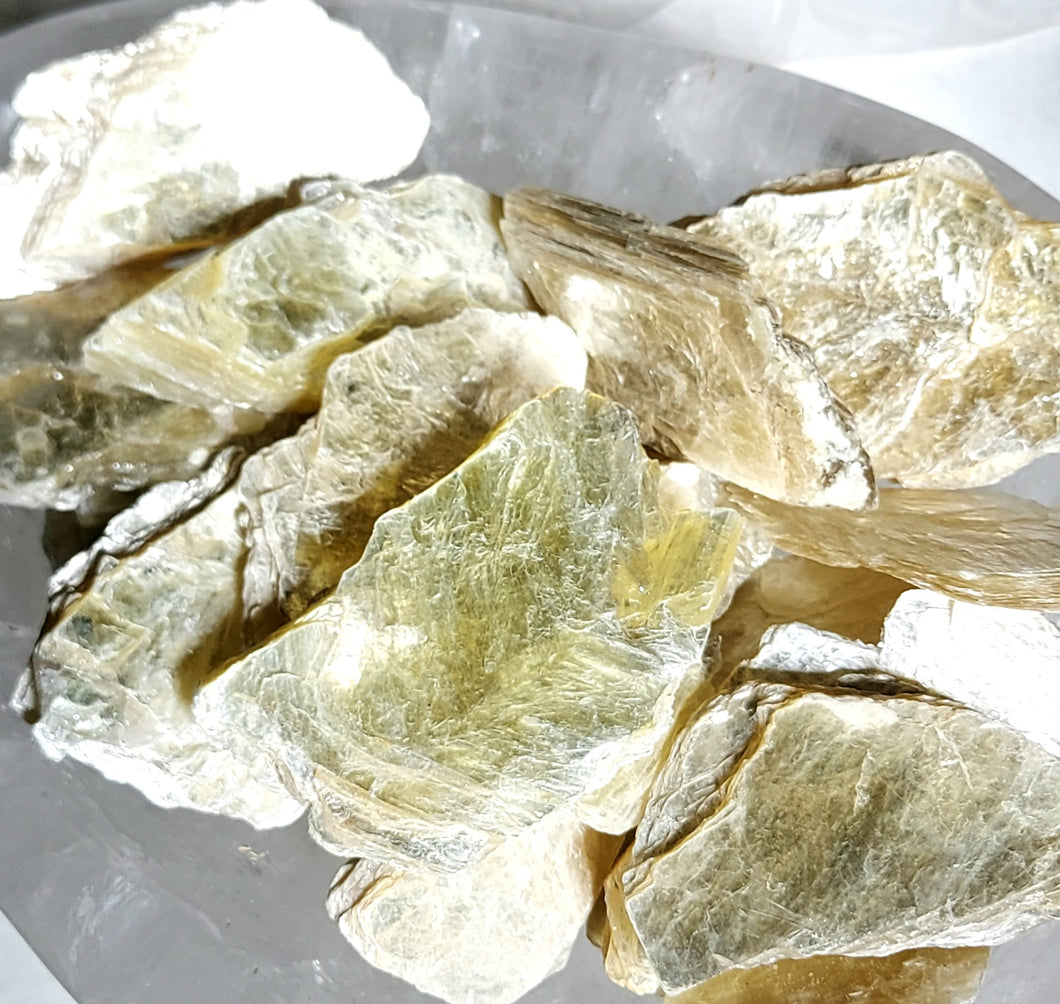 Golden Mica (Muskovit) Rohstein