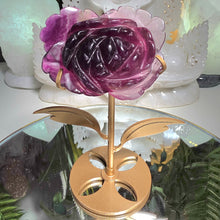 Lade das Bild in den Galerie-Viewer, Fluorit Rose auf Stand
