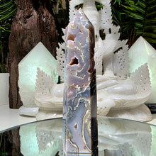 Lade das Bild in den Galerie-Viewer, Moosachat Druzy Turm
