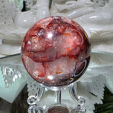 Lade das Bild in den Galerie-Viewer, Feuerquarz Kugel Stand
