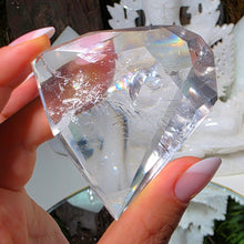 Lade das Bild in den Galerie-Viewer, Bergkristall Freeform
