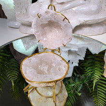Lade das Bild in den Galerie-Viewer, Schmuck Schatulle aus Quarz Geode
