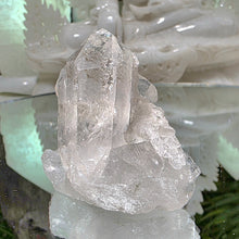 Lade das Bild in den Galerie-Viewer, Bergkristall Stufe
