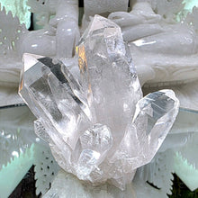 Lade das Bild in den Galerie-Viewer, Bergkristall Stufe
