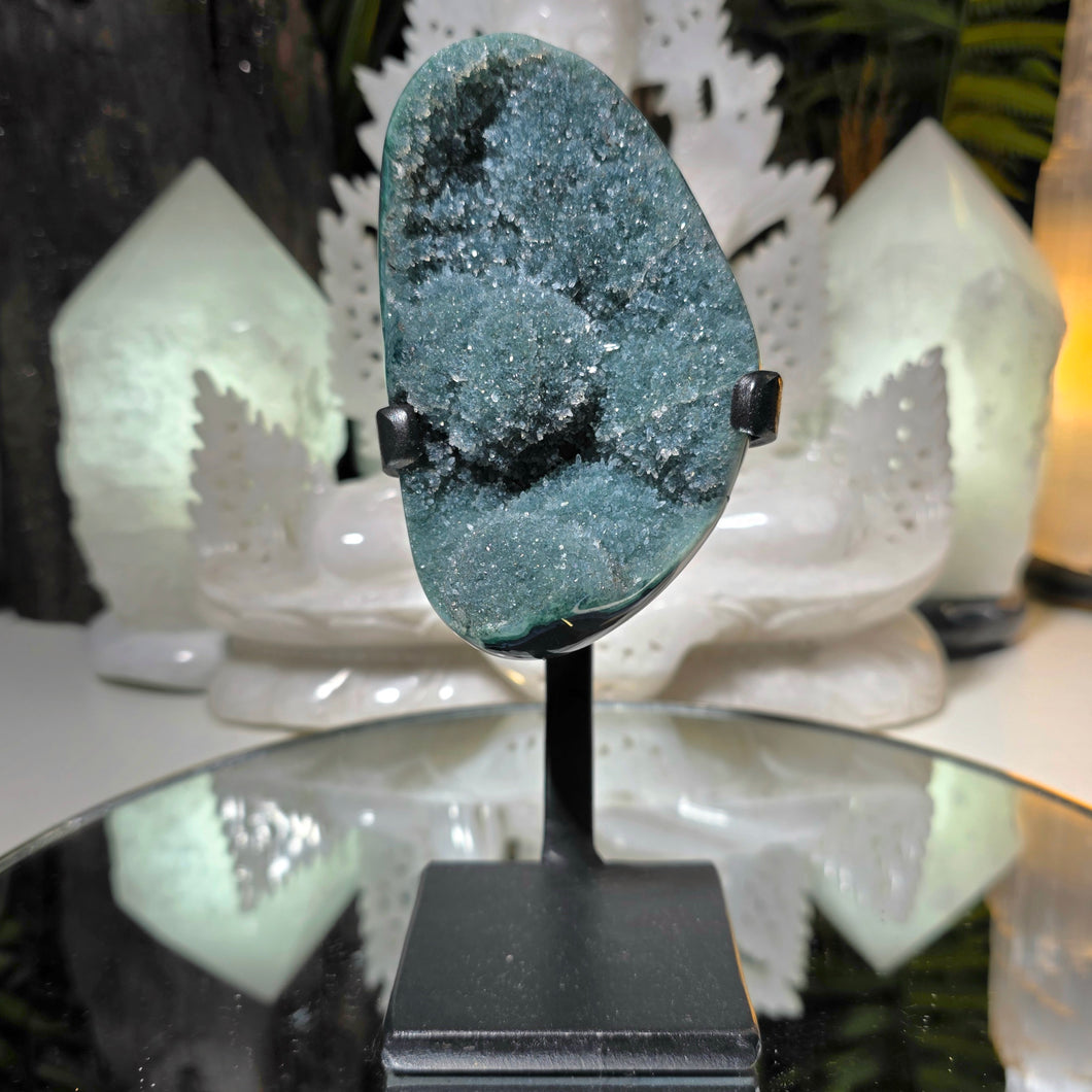 Prasiolith Cluster auf Stand