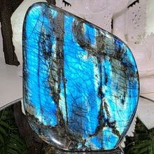 Lade das Bild in den Galerie-Viewer, Labradorit Freeform
