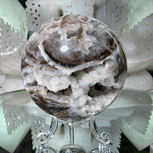 Lade das Bild in den Galerie-Viewer, Sphalerit Kugel mit Stand
