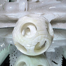 Lade das Bild in den Galerie-Viewer, Handmade 2 Kugeln in der Kugel
