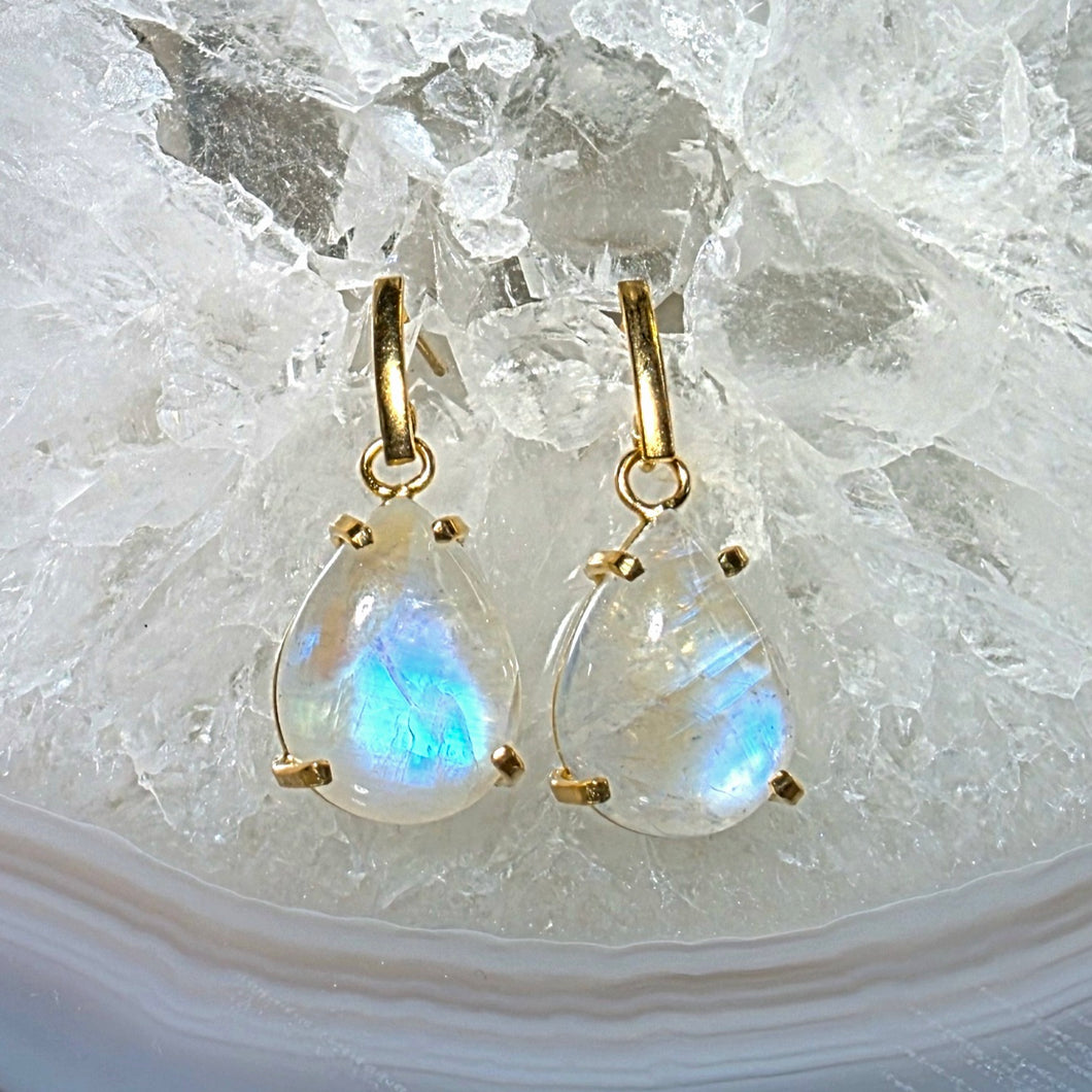 Ohrringe High Quality Regenbogen Mondstein Gold